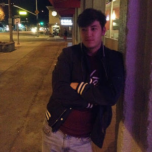 Meet your Posher, Derrick